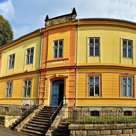 Hotel Stara Skola Mezná エクステリア 写真
