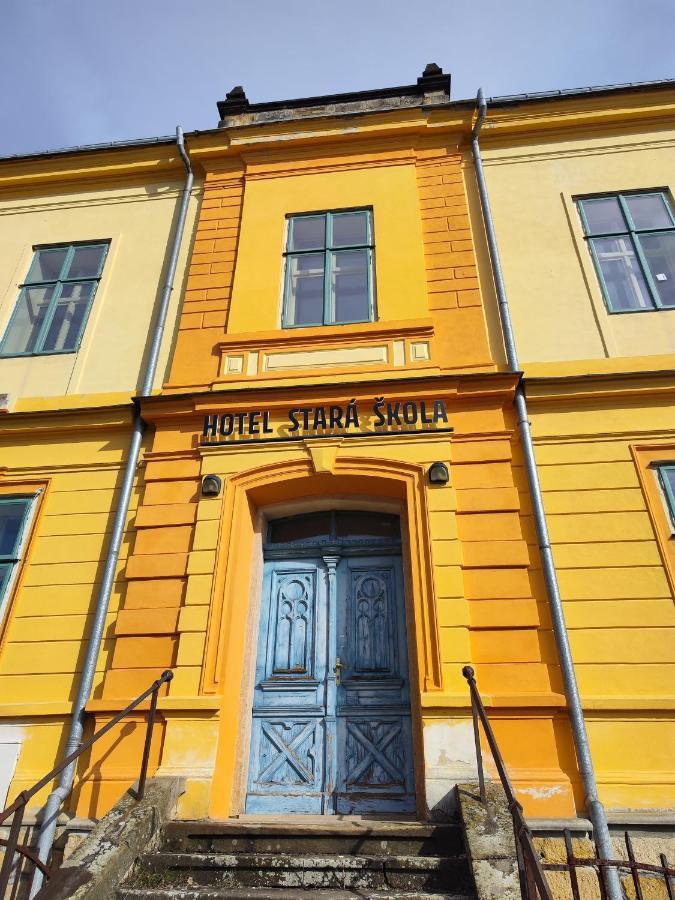 Hotel Stara Skola Mezná エクステリア 写真