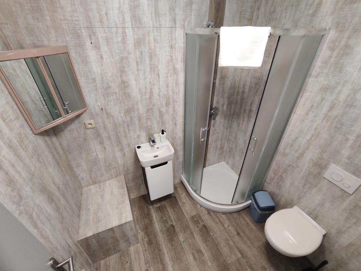 Hotel Stara Skola Mezná エクステリア 写真