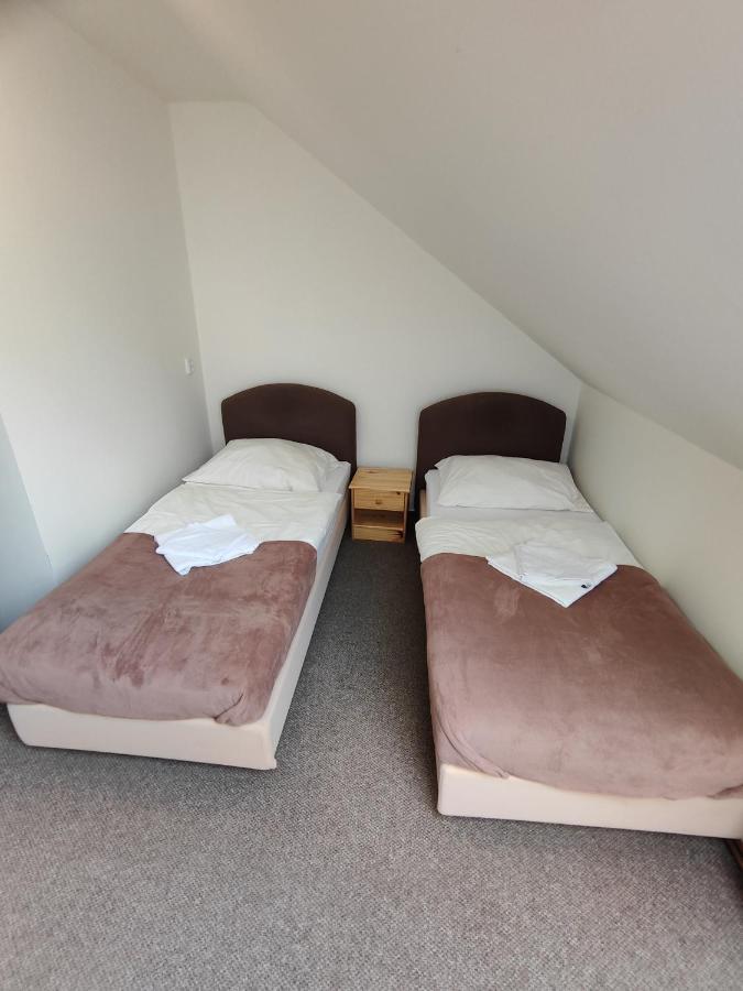 Hotel Stara Skola Mezná エクステリア 写真