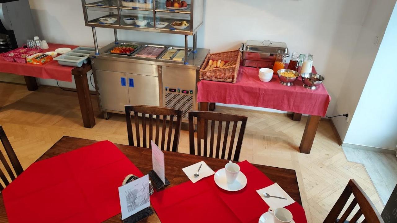 Hotel Stara Skola Mezná エクステリア 写真